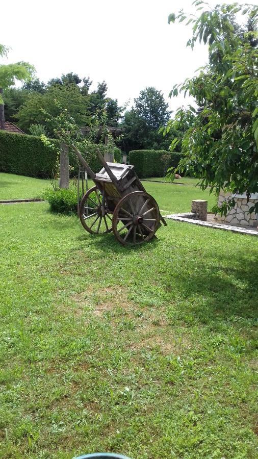 Bed and Breakfast La Gabiniere Sarlat Exterior foto